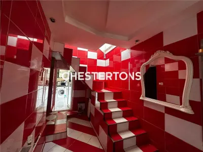 Villa d'excellente situation – 5 chambres, 3 salles de bain, entièrement meublée - foto 6