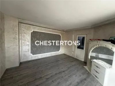 Villa d'excellente situation – 5 chambres, 3 salles de bain, entièrement meublée - foto 7