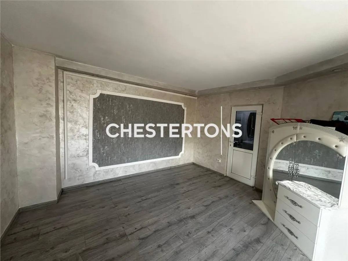 Villa d'excellente situation – 5 chambres, 3 salles de bain, entièrement meublée - foto 7