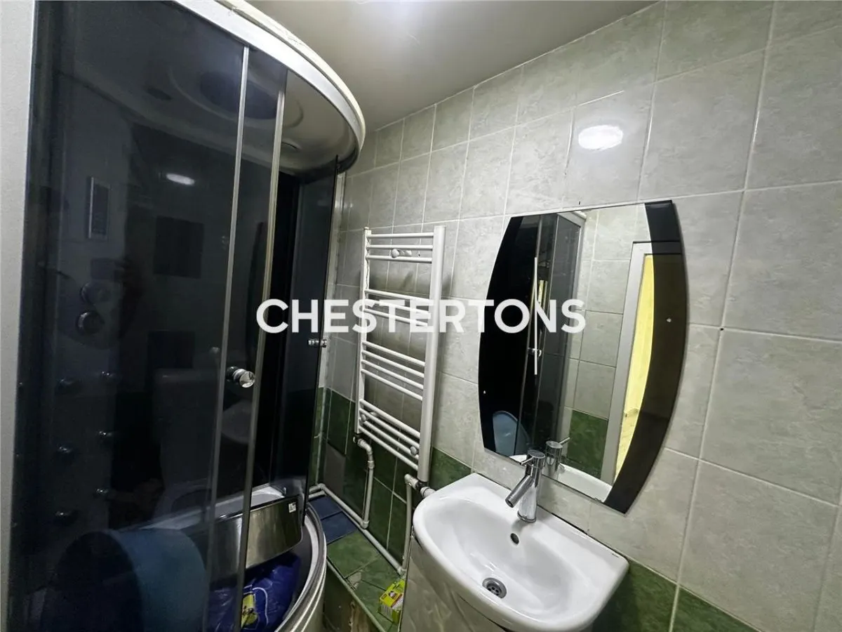 Villa d'excellente situation – 5 chambres, 3 salles de bain, entièrement meublée - foto 9
