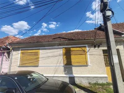 Bocsa Montana – Maison Familiale avec Véranda Généreuse - foto 2