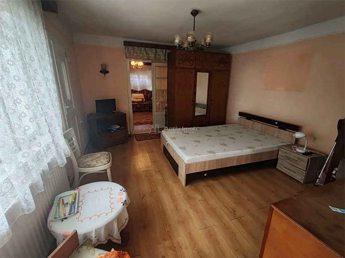 Bocsa Montana – Maison Familiale avec Véranda Généreuse - foto 20