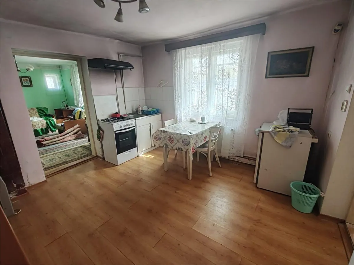 Bocsa Montana – Maison Familiale avec Véranda Généreuse - foto 9