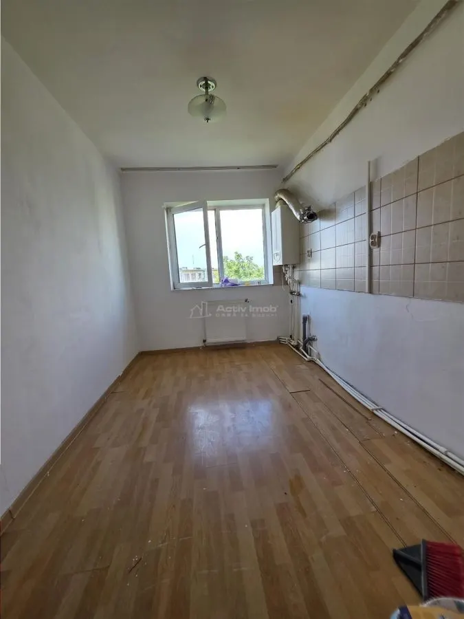 Apartamento 3 Dormitorios, 61 m², 4ª Planta, Parking, Obor - foto 11