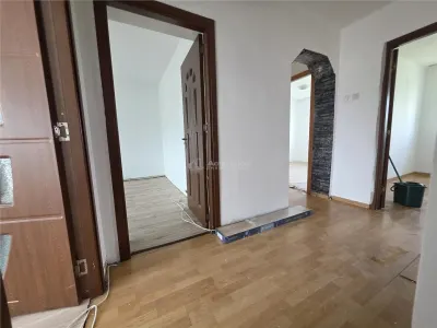 Apartamento 3 Dormitorios, 61 m², 4ª Planta, Parking, Obor - foto 5