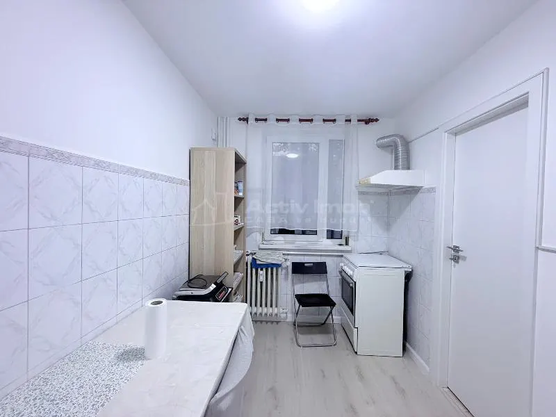 Appartement 3 Chambres à Louer – Métro Raul Doamnei – 540€/mois – Meublé et Rénové - foto 3