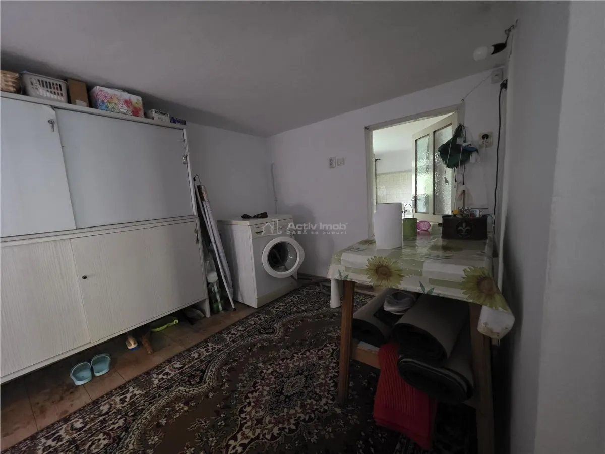 135 sqm House with 2,621 sqm Plot, Mihailești, Buzău - foto 4