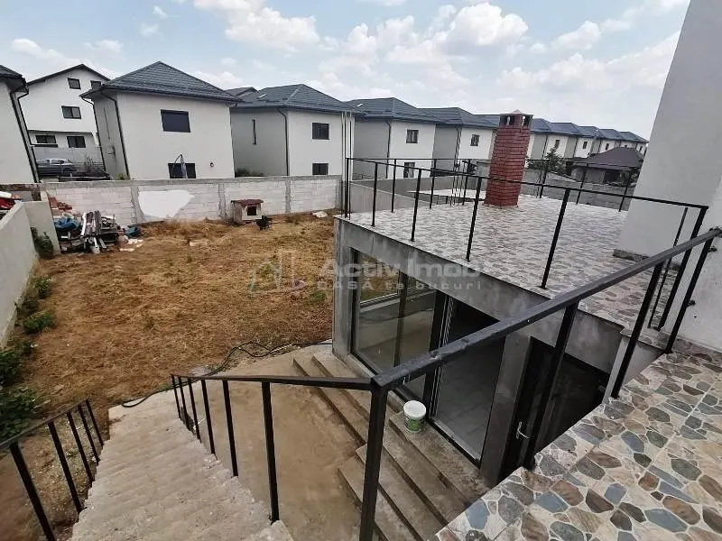 House / villa for rent 135 sqm in Bragadiru - foto 19
