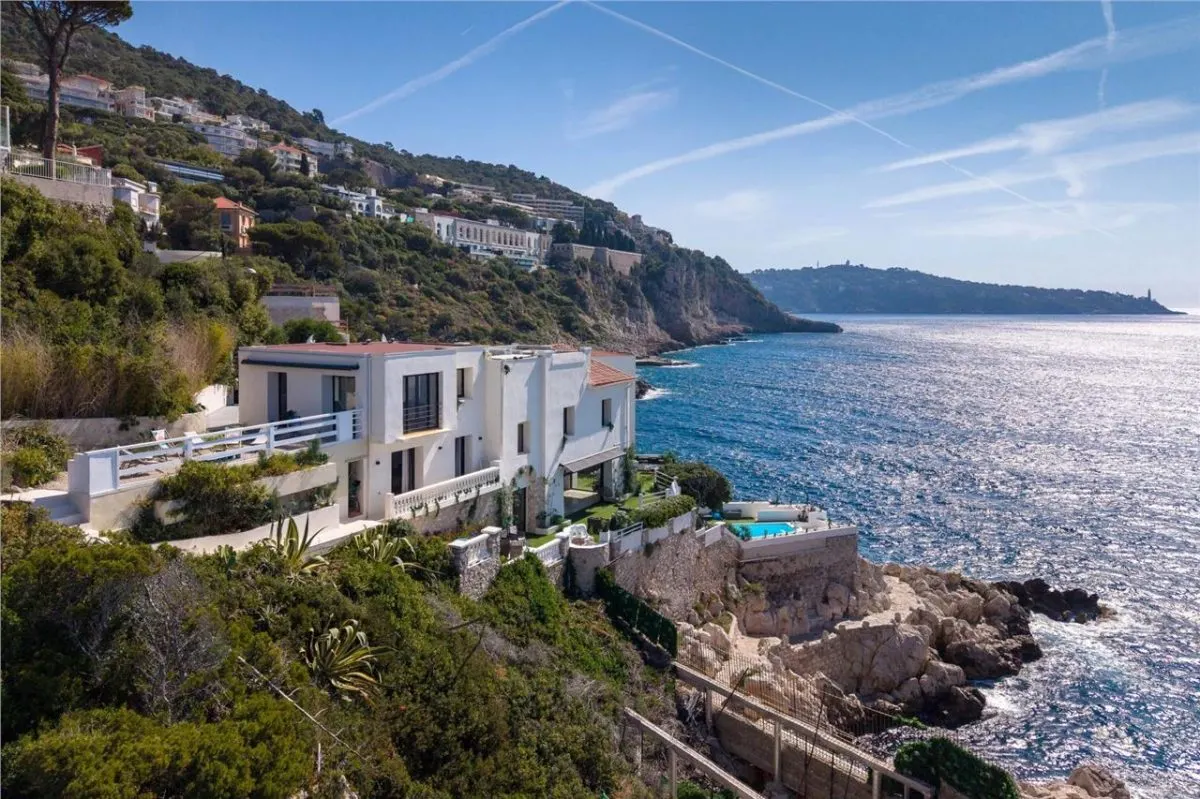 Villa à Vendre en Alpes-Maritimes - foto 1