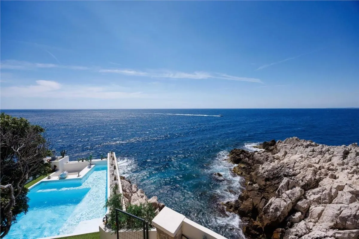 Villa à Vendre en Alpes-Maritimes - foto 6