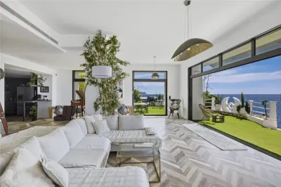 Villa à Vendre en Alpes-Maritimes - foto 8