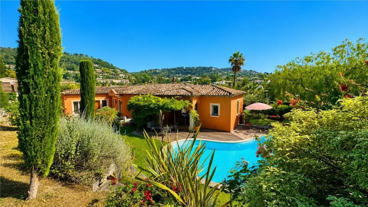 Vila de vanzare in Alpes-Maritimes - foto 1