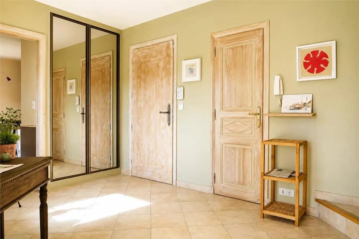 Villa for Sale in Alpes-Maritimes - foto 12