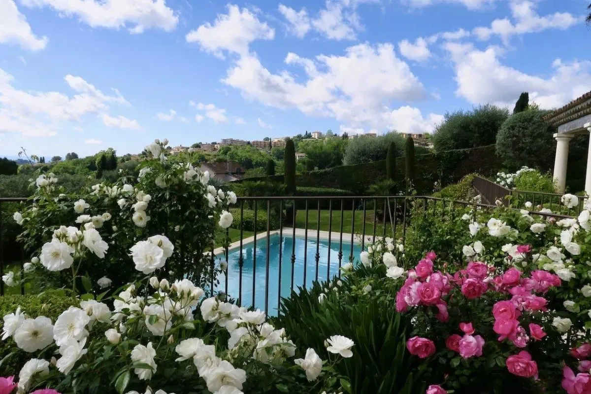 Villa for Sale in Alpes-Maritimes - foto 6