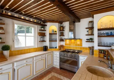 Villa for Sale in Alpes-Maritimes - foto 10