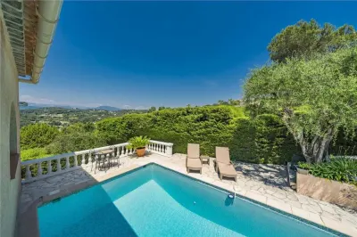 Villa for Sale in Alpes-Maritimes - foto 16
