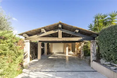 Villa for Sale in Alpes-Maritimes - foto 20