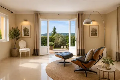 Villa for Sale in Alpes-Maritimes - foto 10