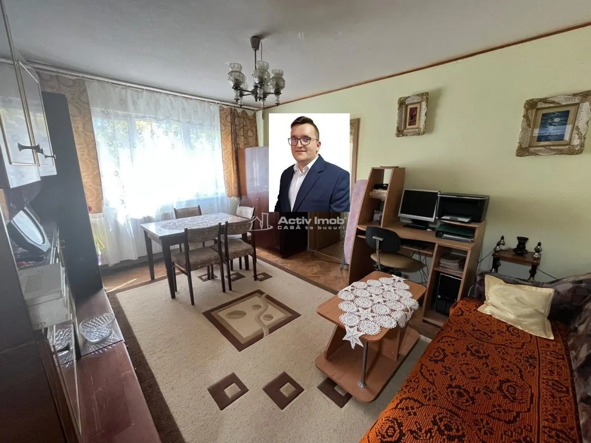 Apartment with 4 bedrooms for sale 80 sqm in Caransebes, Nord area - foto 1