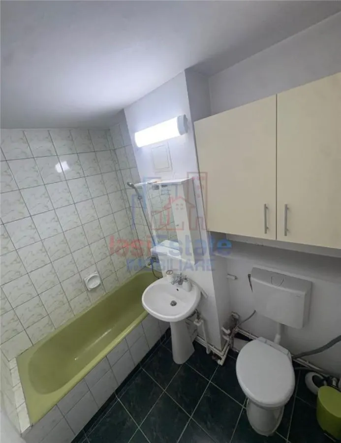 Apartament 2 Camere Nicolina - Biserica Catolica - foto 7