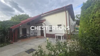 Villa Spacieuse 6 Chambres à Louer à Rosu-Militari - Rosu