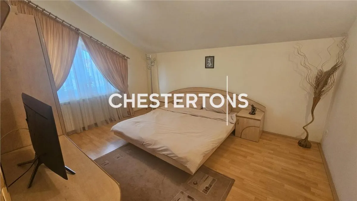 Villa Spacieuse 6 Chambres à Louer à Rosu-Militari - foto 8