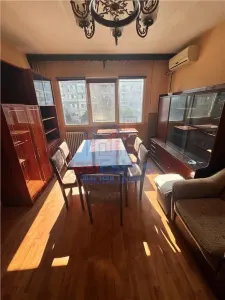 Apartamento de 2 Dormitorios, Podu Roșu – Cantemir, Cerca de Palas - Iasi