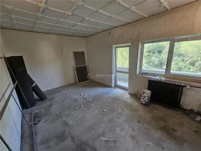Apartment with 4 bedrooms for sale 120 sqm in Resita, Calea Timisoarei area - foto 18