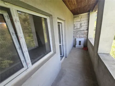 Apartment with 4 bedrooms for sale 120 sqm in Resita, Calea Timisoarei area - foto 10