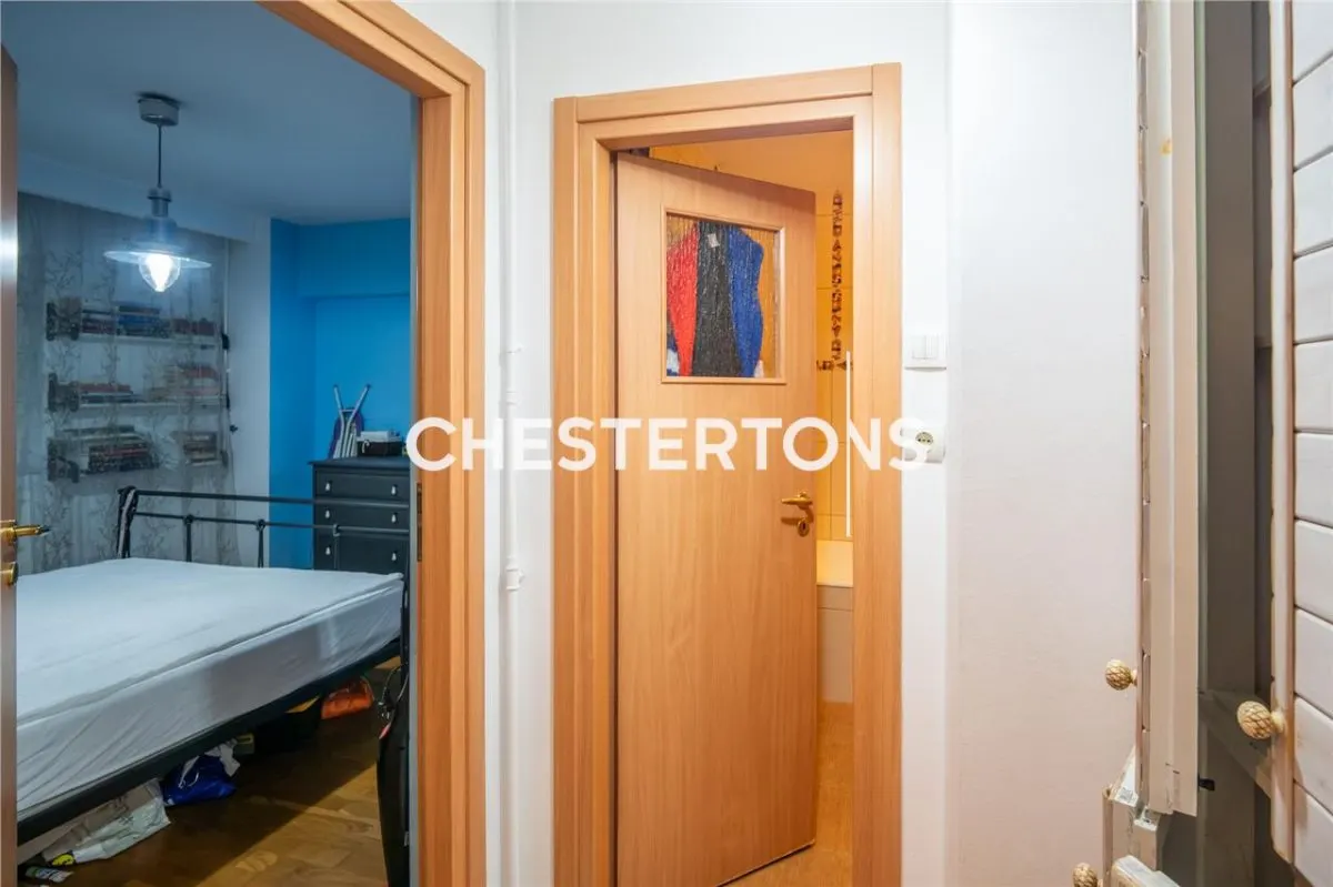 Apartamento de 3 Dormitorios con Calefacción Central Propia y 2 Baños, Calea 13 Septembrie - foto 12