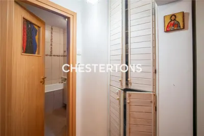 Apartamento de 3 Dormitorios con Calefacción Central Propia y 2 Baños, Calea 13 Septembrie - foto 14