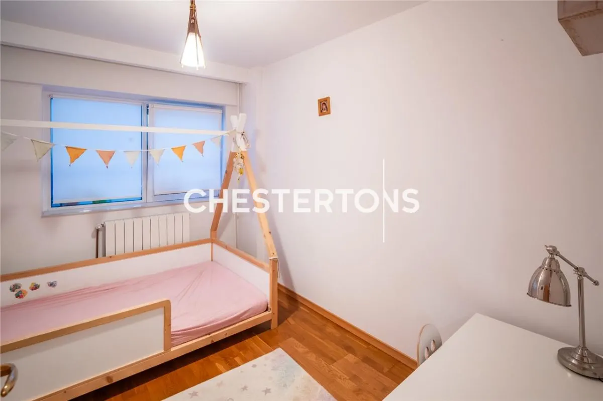 Apartamento de 3 Dormitorios con Calefacción Central Propia y 2 Baños, Calea 13 Septembrie - foto 7