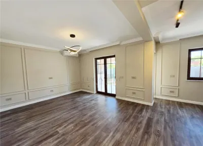 Primera Renta | Seminchalet Moderno y Espacioso – Ghiroda, Timiș - Ghiroda