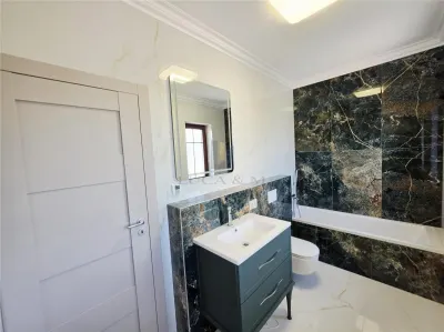 Primera Renta | Seminchalet Moderno y Espacioso – Ghiroda, Timiș - foto 19