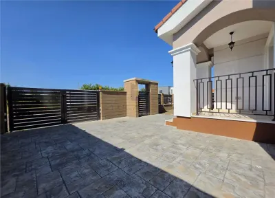 Primera Renta | Seminchalet Moderno y Espacioso – Ghiroda, Timiș - foto 22