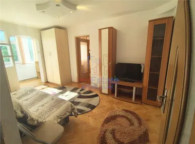 Alexandru cel Bun – Appartement Trois Chambres, Idéal pour Famille - foto 9