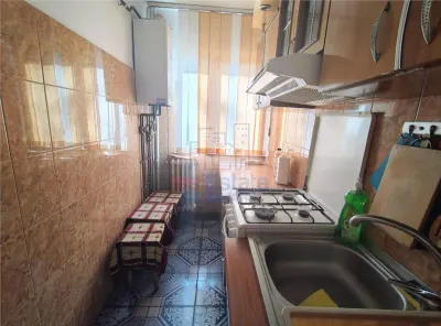 Alexandru cel Bun – Appartement Trois Chambres, Idéal pour Famille - foto 10