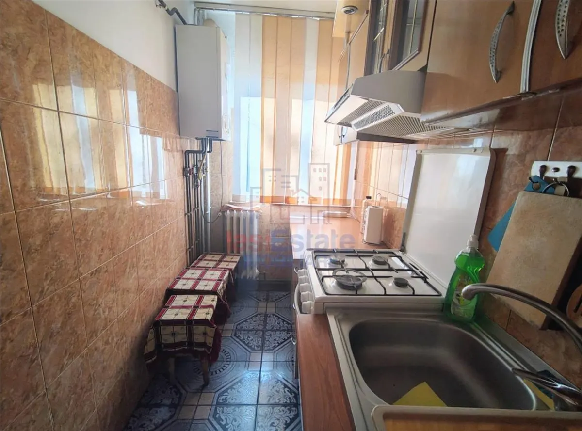 Alexandru cel Bun – Appartement Trois Chambres, Idéal pour Famille - foto 10