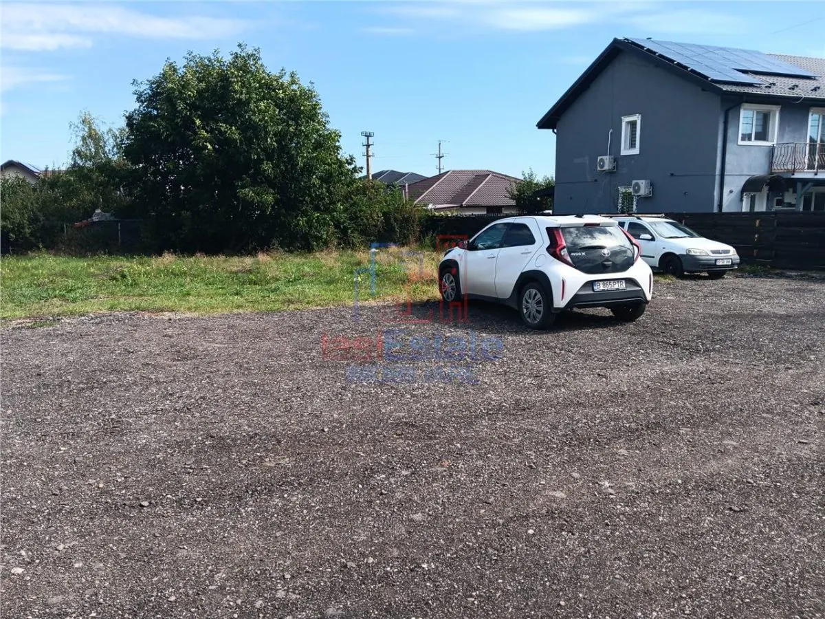 Valea Adanca, rue Cosarilor – Terrain constructible 550 m² avec utilités - foto 2