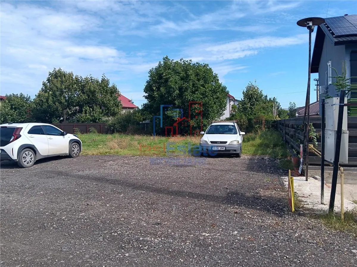 Valea Adanca, rue Cosarilor – Terrain constructible 550 m² avec utilités - foto 4