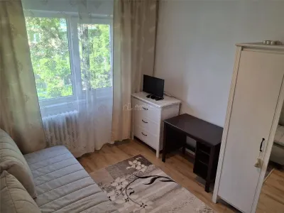 Apartment with 3 bedrooms for rent 50 sqm in Resita, Micro II area - foto 4