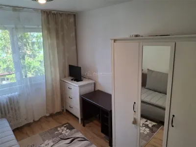 Apartment with 3 bedrooms for rent 50 sqm in Resita, Micro II area - foto 5