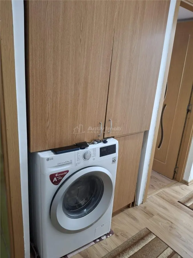 Apartment with 3 bedrooms for rent 50 sqm in Resita, Micro II area - foto 9
