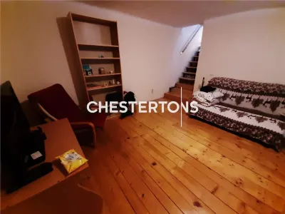 Exclusiva vivienda de 2 dormitorios con salón, patio cerca del Parque Carol - foto 6