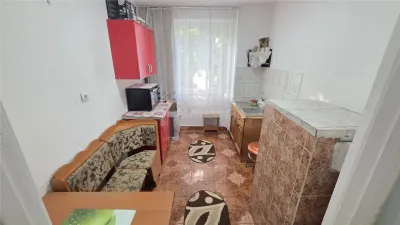Apartment with 2 bedrooms for sale 47 sqm in Oravita, Central area - foto 7