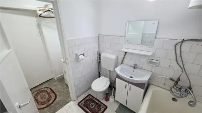 Apartment with 2 bedrooms for sale 47 sqm in Oravita, Central area - foto 9