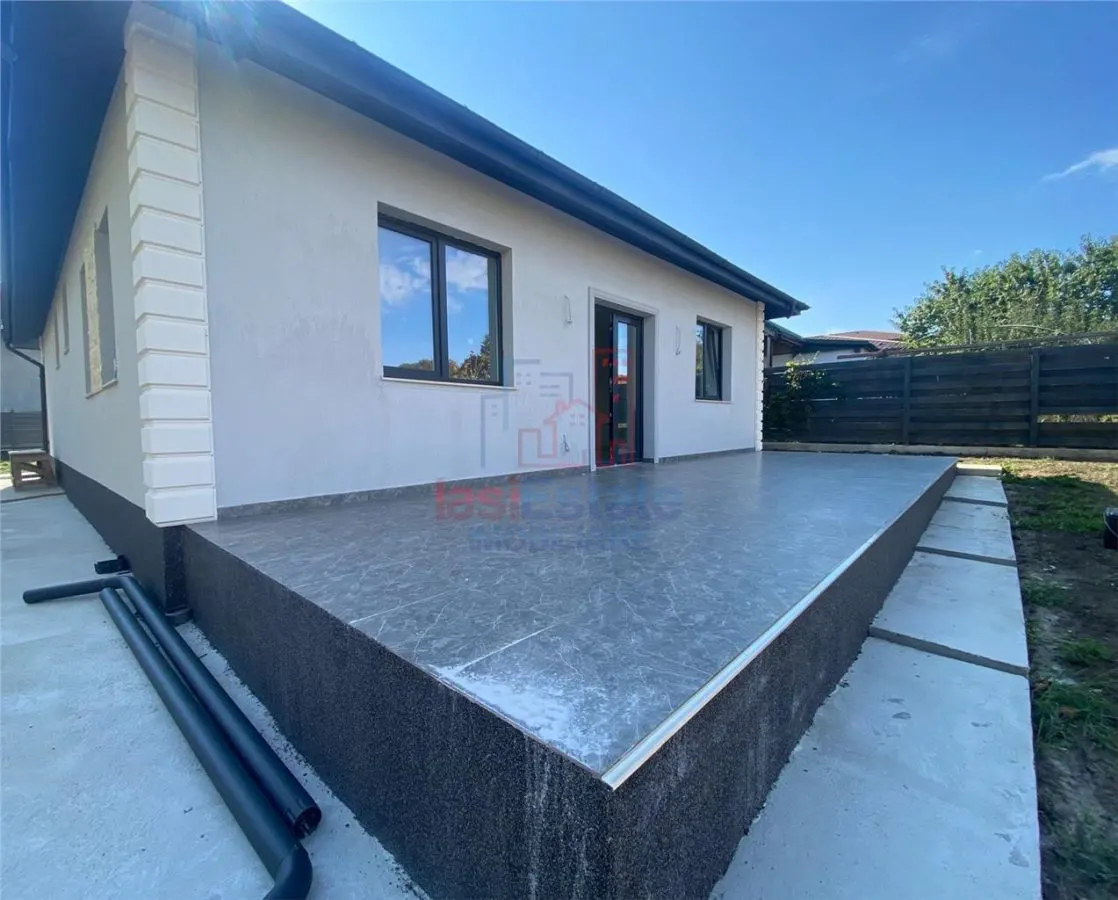 Casa in Breazu - plan parter - individuala - foto 2