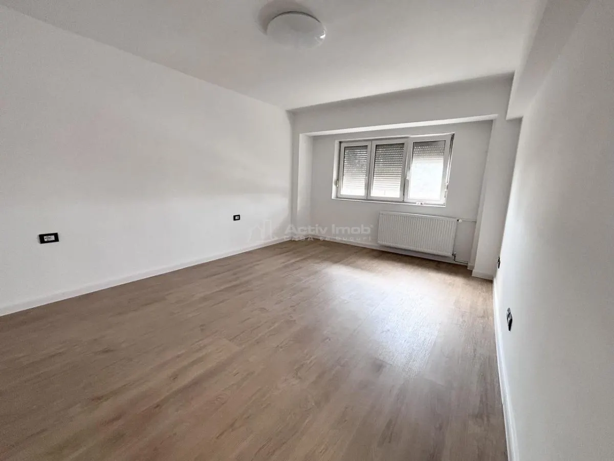 Apartamento de Dos Dormitorios Separado - Reformado - Calle Octavian Goga - foto 1