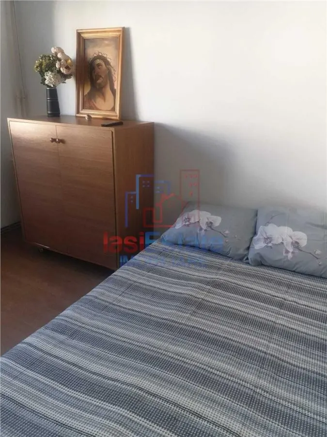 Apartment with 3 bedrooms for sale 60 sqm in Iasi, Galata area - foto 3