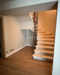 6-Bedroom Villa, 280 sqm – Aviatiei/Baneasa – Residential or Commercial Use - foto 5